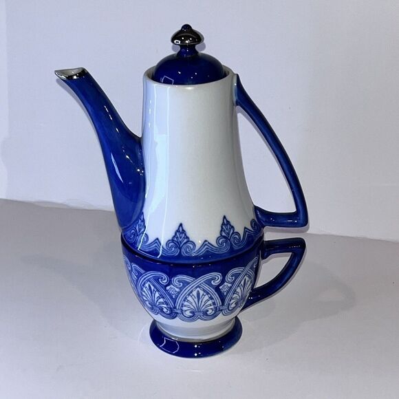 Bombay Company Stackable Tea Pot With Tea Cup Vintage Blue & White Porcelain Set - Picture 1 of 12